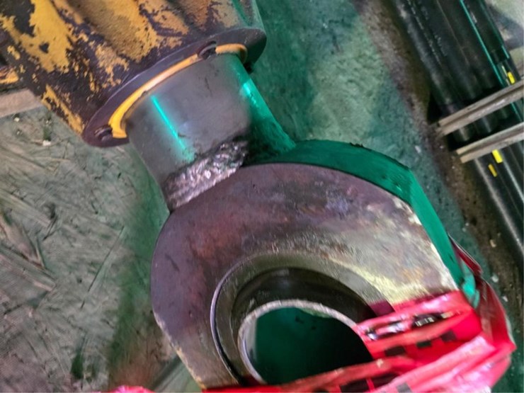 john-deere-245-image-4