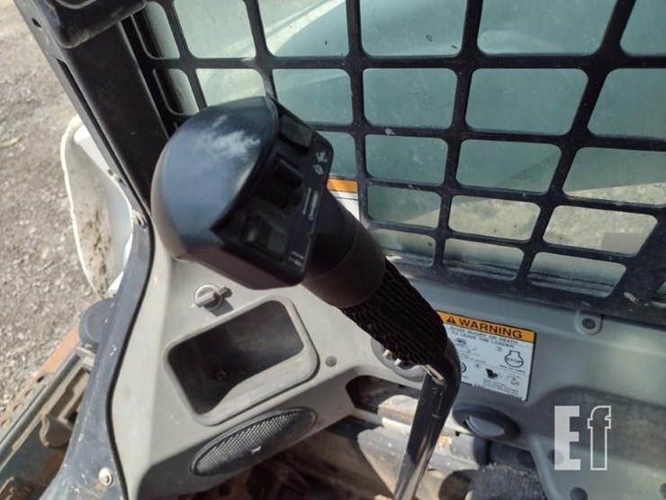 2014-bobcat-s770-image-8