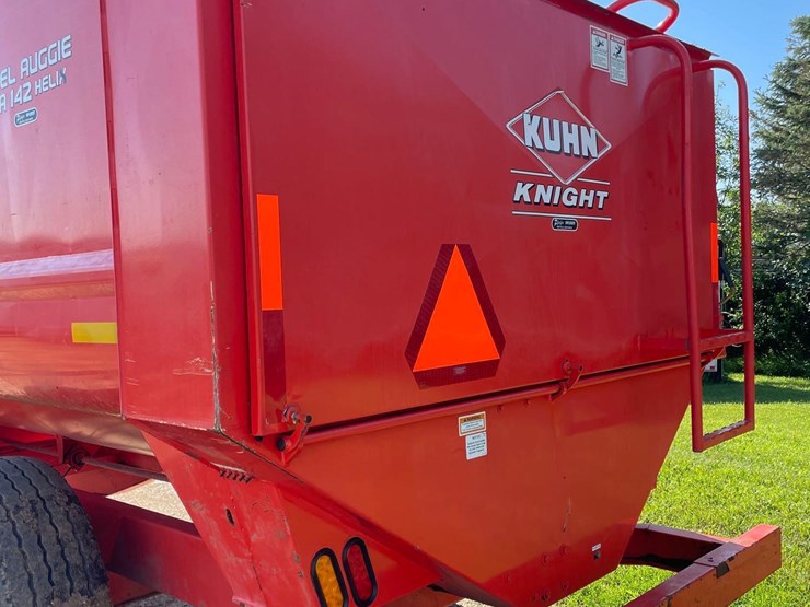 2016-kuhn-knight-ra142-image-28