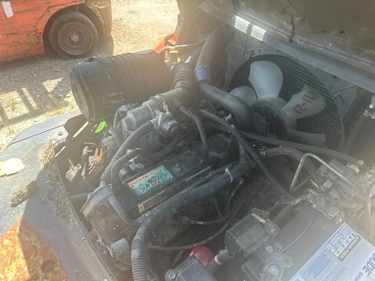 toyota-8fgcu25-image-33