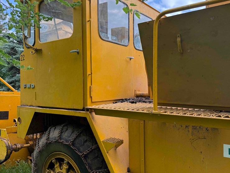 fwd-s49v-model-snowblower-truck-image-6