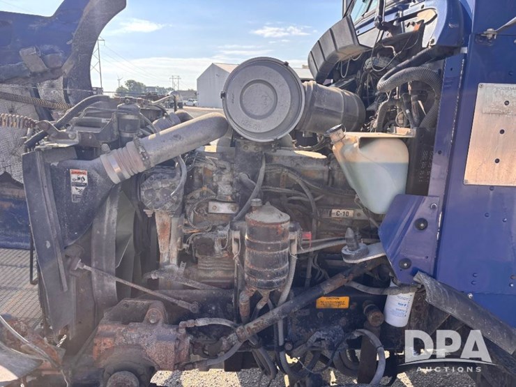 2000-kenworth-t800-image-54