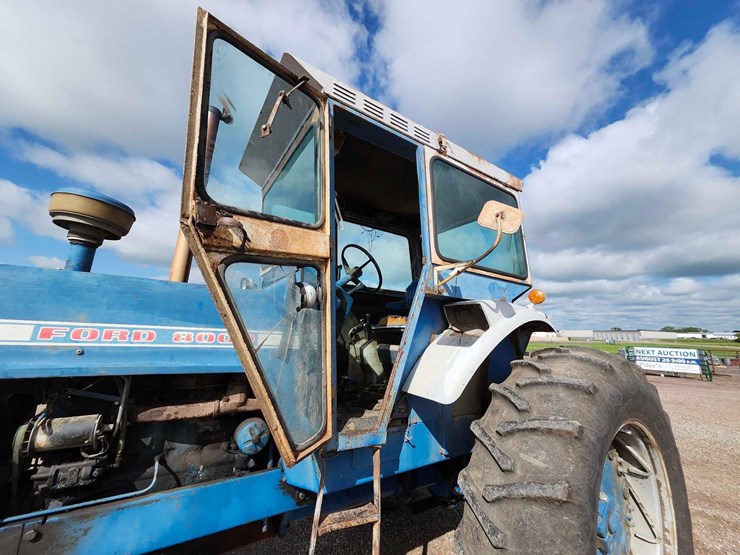 ford-8000-image-11
