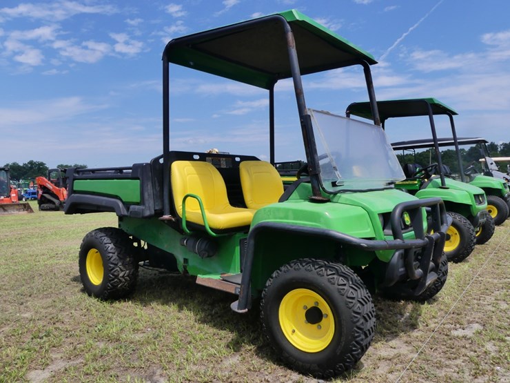 john-deere-gator-image-1