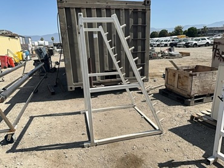 lot#-143-bench-press-&-weight-stand-image-3