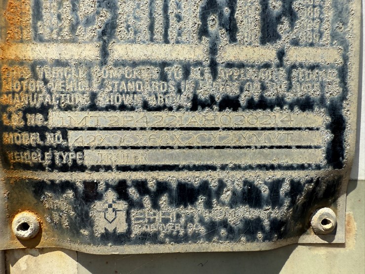 2011-merritt-42'-x-96"-image-59