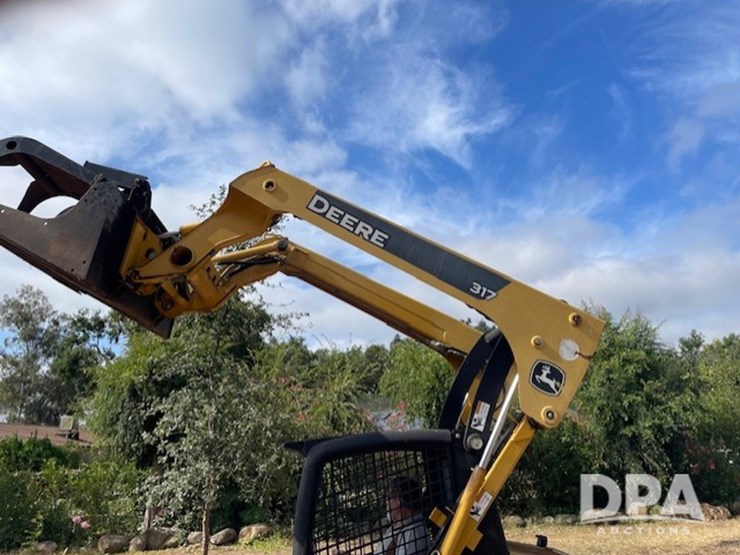 2005-john-deere-317-image-24
