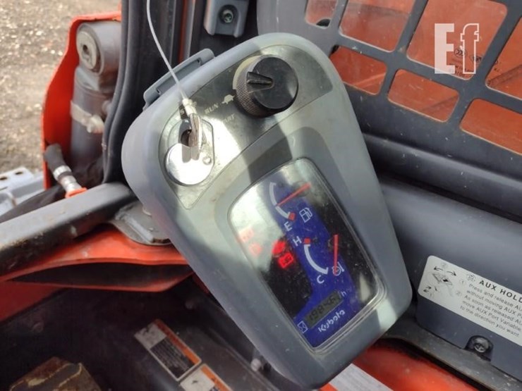 2016-kubota-ssv65-image-7