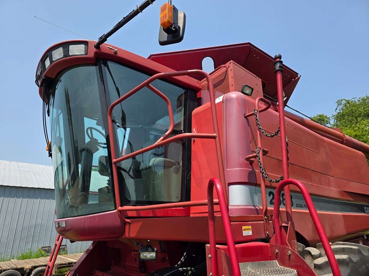 2002-case-ih-2388-image-29