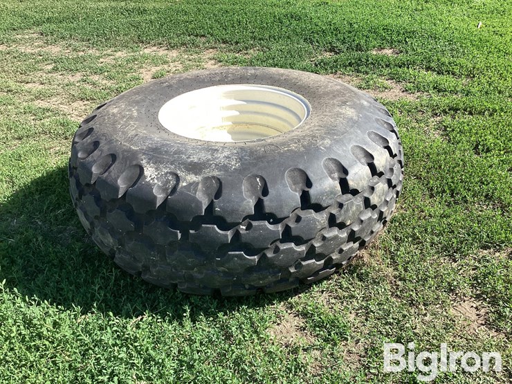 firestone-23.1-26-tire-&-wheel-image-8