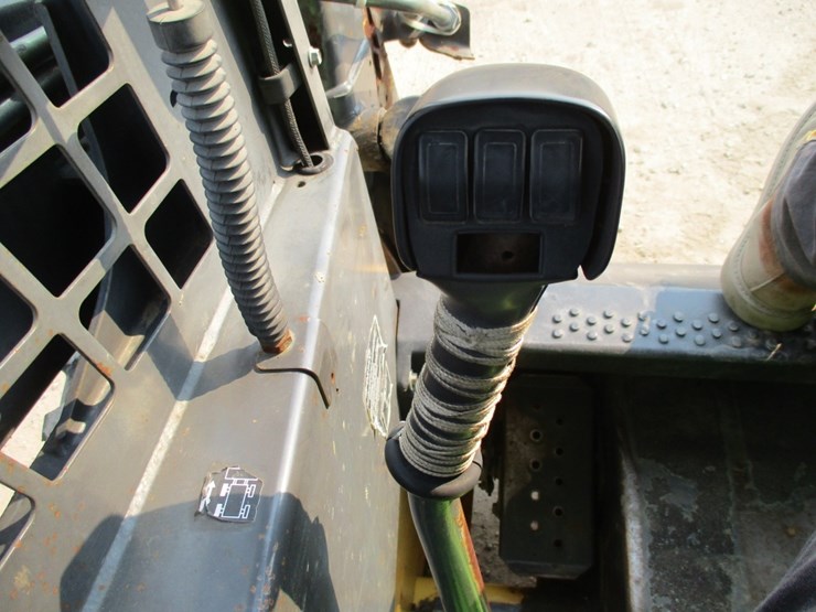 2005-new-holland-ls160-image-10