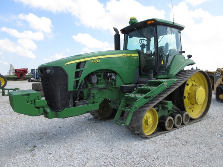 john-deere-8430-image-1