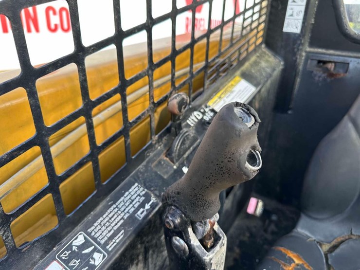 deere-250-image-14