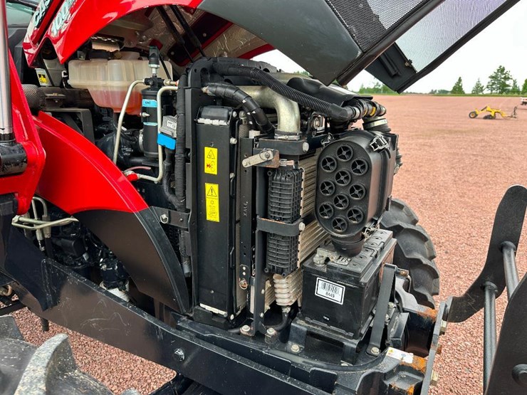 2023-case-ih-farmall-75a-image-40