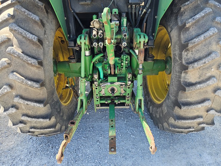 2005-john-deere-6615-image-13