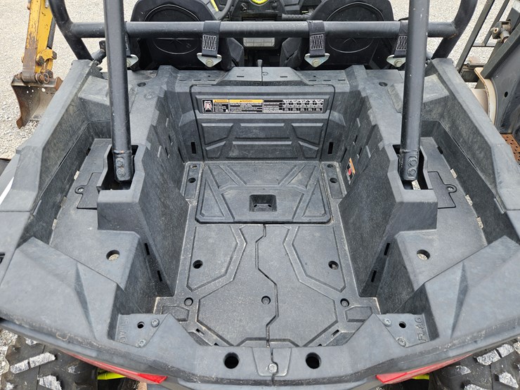 #201774-•-2018-polaris-rzr1000-xp-utv-image-15