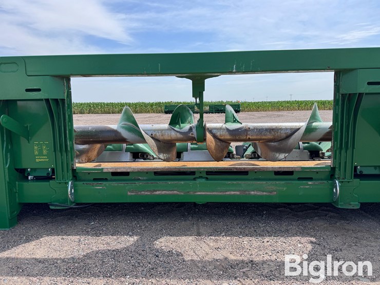 2020-john-deere-712c-image-13