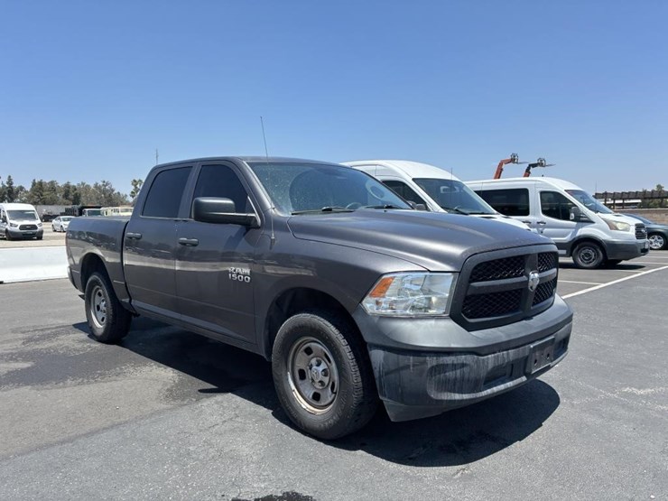 2016-dodge-ram-1500-image-2