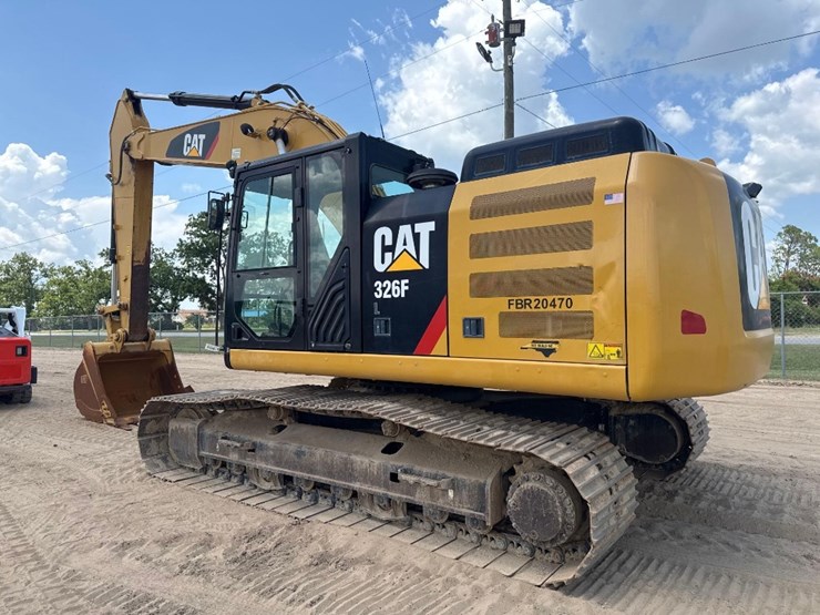 2019-caterpillar-326fl-image-8