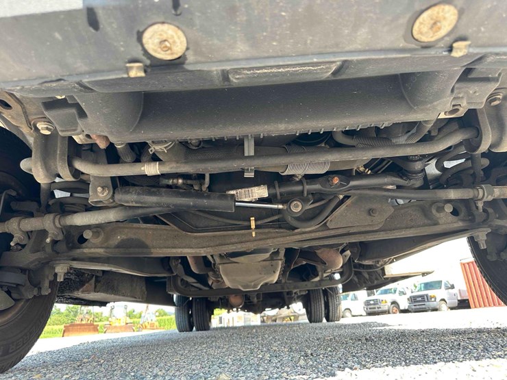 2017-ford-e450-image-4