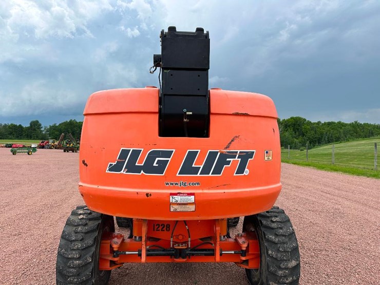 2008-jlg-600s-image-20