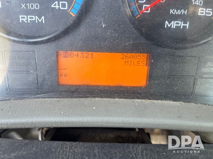 2012-international-durastar-4400-image-56