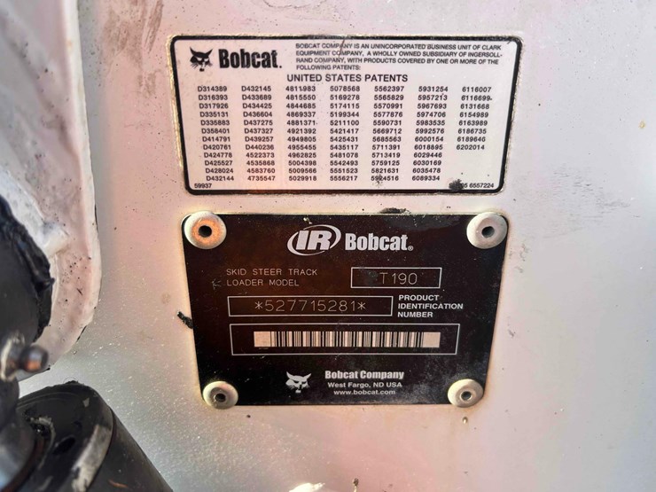 2005-bobcat-t190-image-32