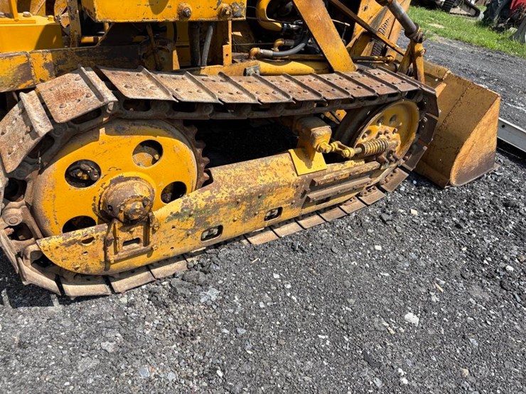 ware-crawler-hgh-loader-image-5