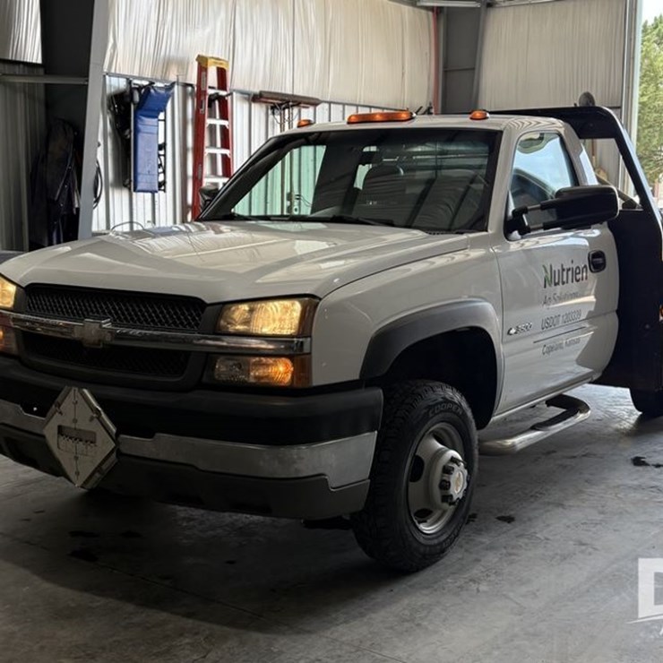 2003 CHEVROLET 3500