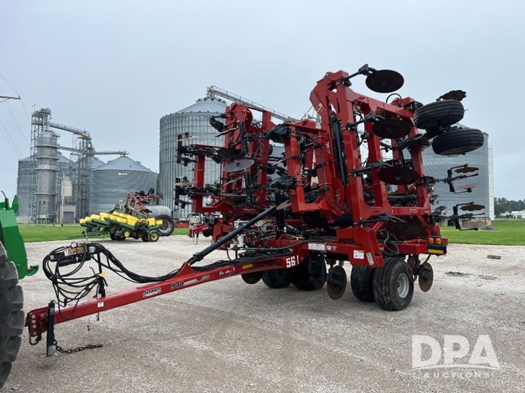 2016-caseih-940-nh3-tool-bar-(jn2532,-unit-561)-image-1
