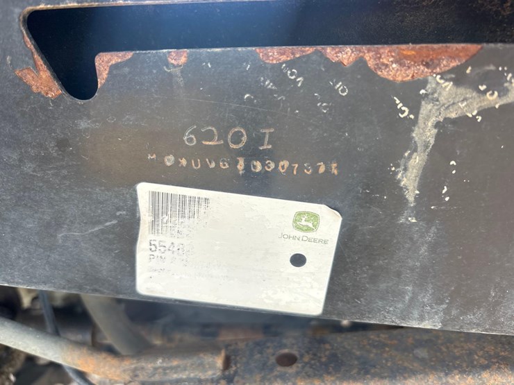 john-deere-gator-image-23