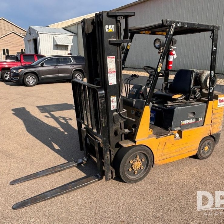 1998 Cat 50 Forklift (GP10969, Unit 83759)