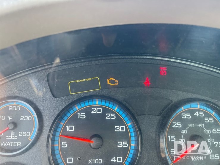 2012-international-durastar-4400-image-57