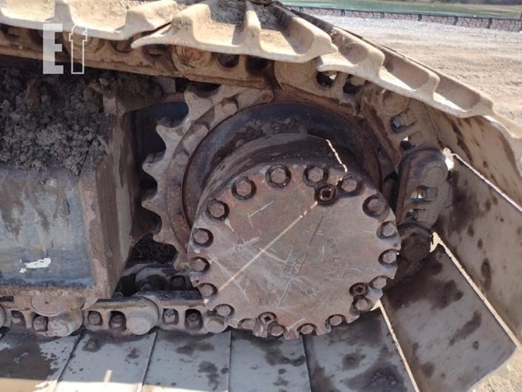 2012-komatsu-pc200-image-34