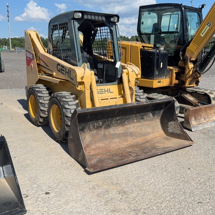 GEHL 5640