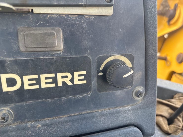 2018-deere-310sl-hl-image-24