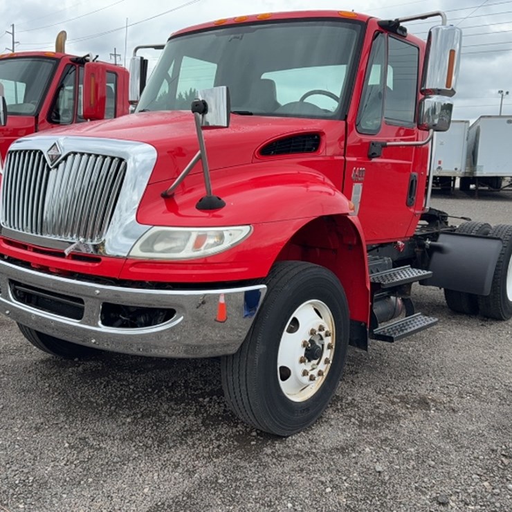 2006 INTERNATIONAL 4400