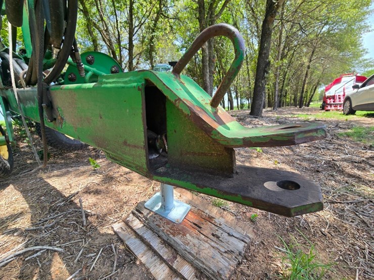 john-deere-700-image-13