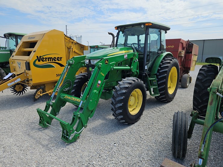 2013-john-deere-6115d-image-1