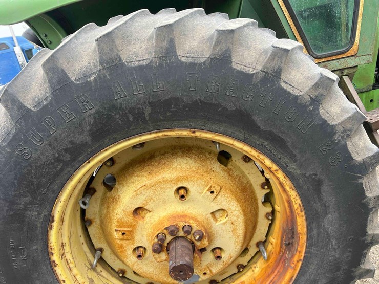 1970-john-deere-4520-image-14