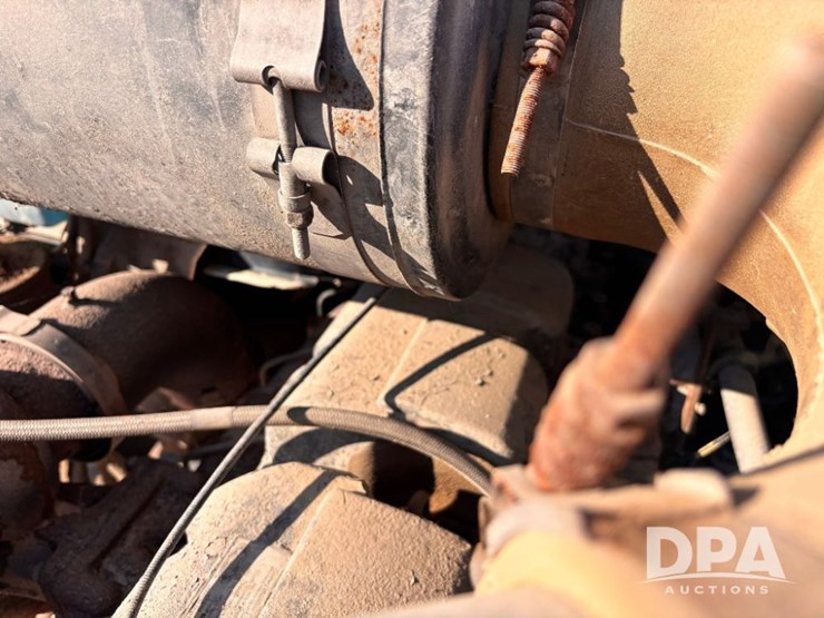 1999-mack-ch613-image-52