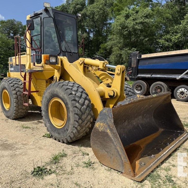 KOMATSU WA250