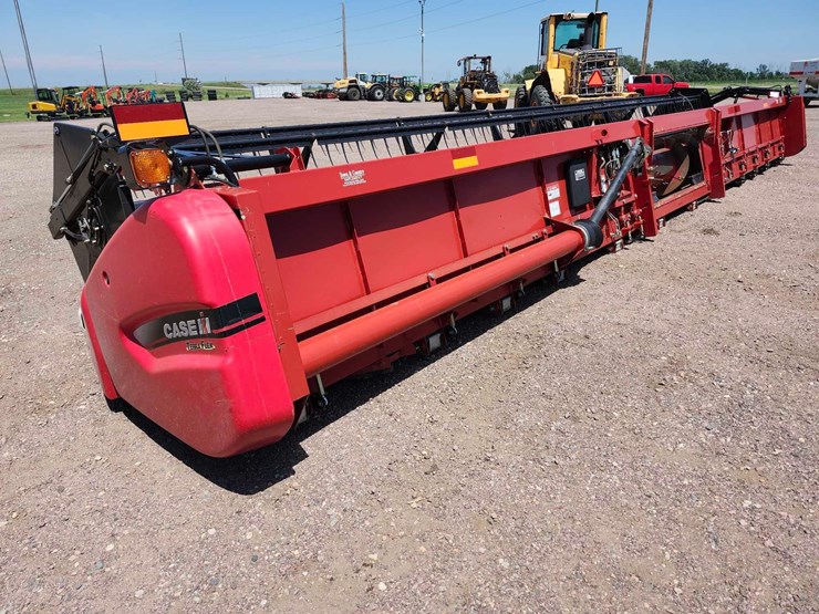2011-case-ih-3020-image-4