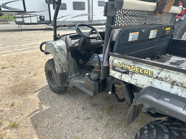 john-deere-gator-image-19