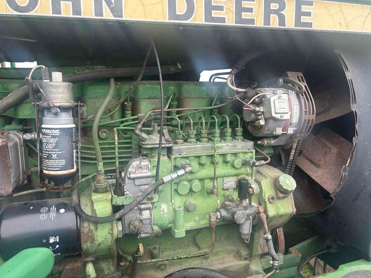 john-deere-8440-image-12