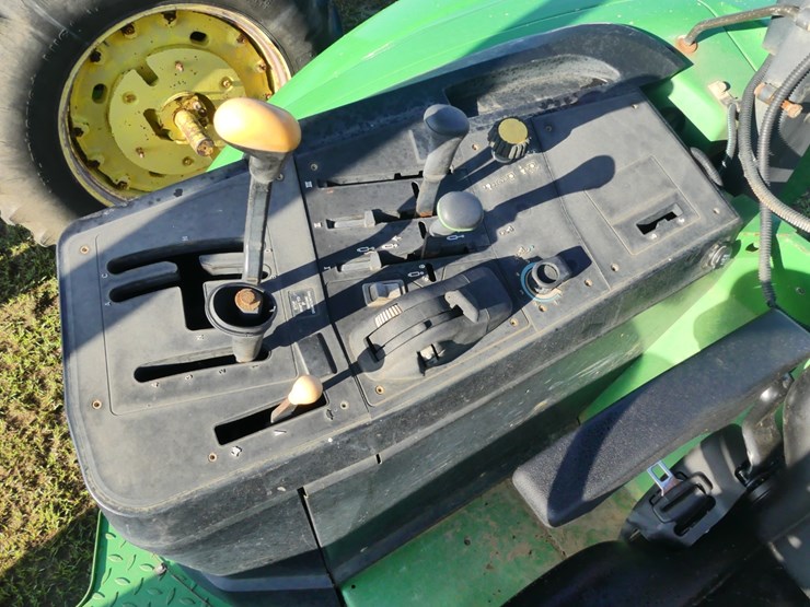 john-deere-7330-image-12