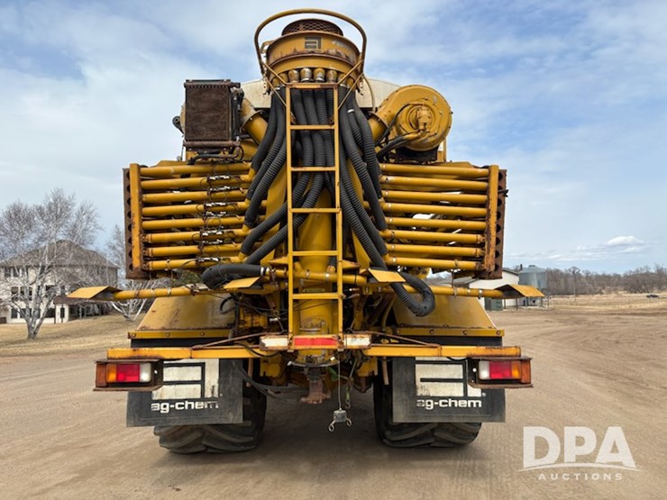 2006-john-deere-8-image-52