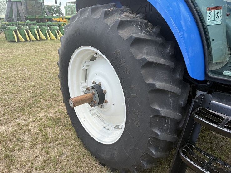 new-holland-ts6.140-image-5