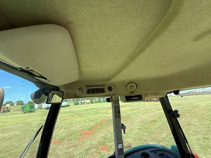 2011-john-deere-6115d-image-25