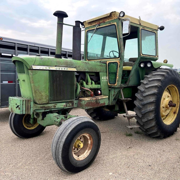 1970 JOHN DEERE 4520